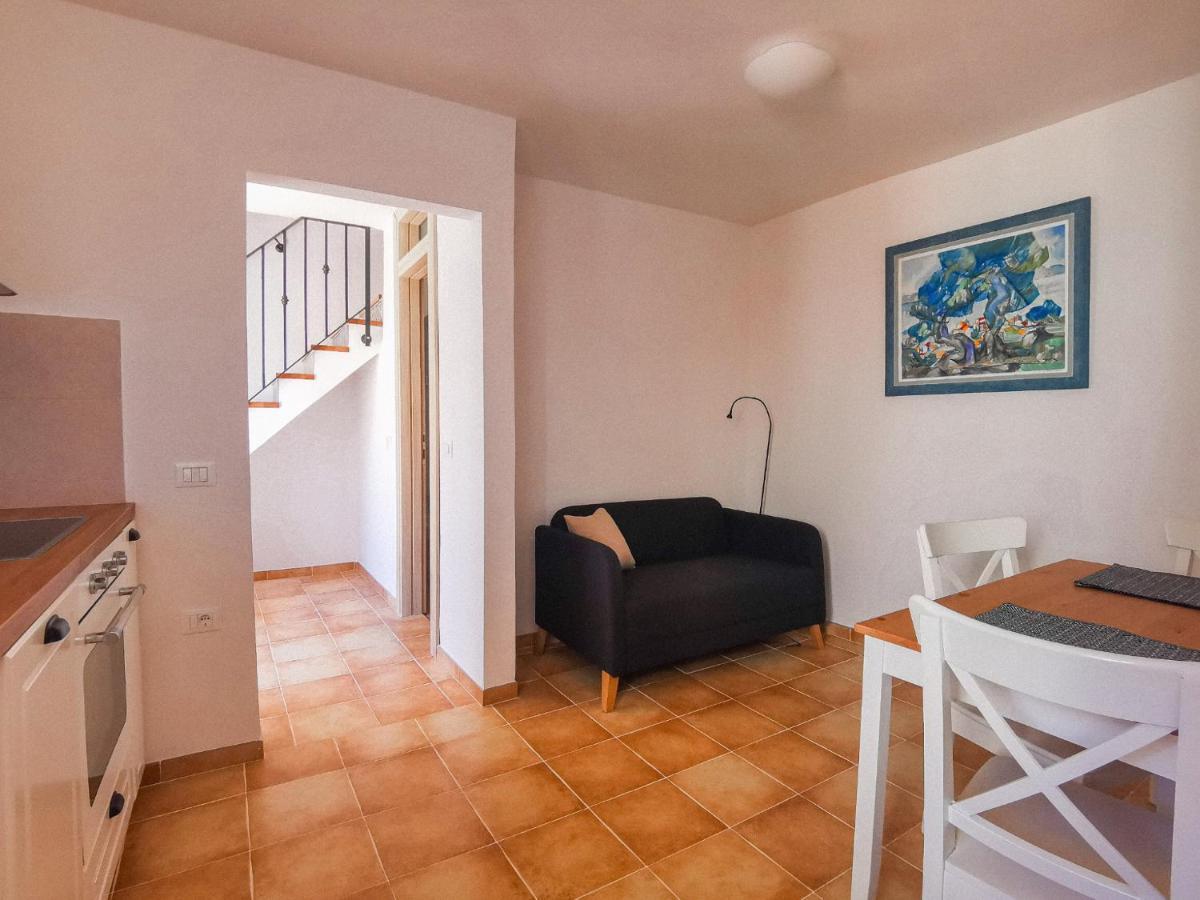 Apartment Muretto บาซานิยา ภายนอก รูปภาพ
